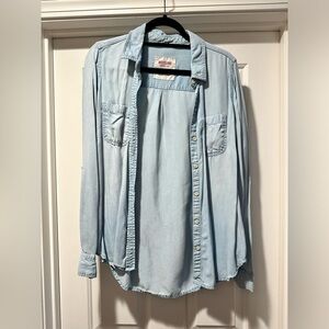 Mossimo Light Blue Button-Up Shirt